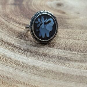 James Avery Cameo elephant ring